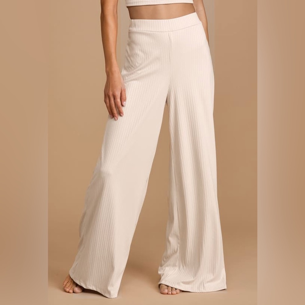 Lulu’s Let’s Unwind cream ribbed wide leg pant